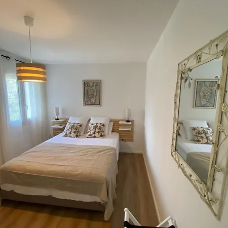 Konukevi U Farniente 4*